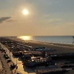 Isola Bella Apartment Blankenberge