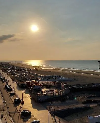 Isola Bella Apartment Blankenberge